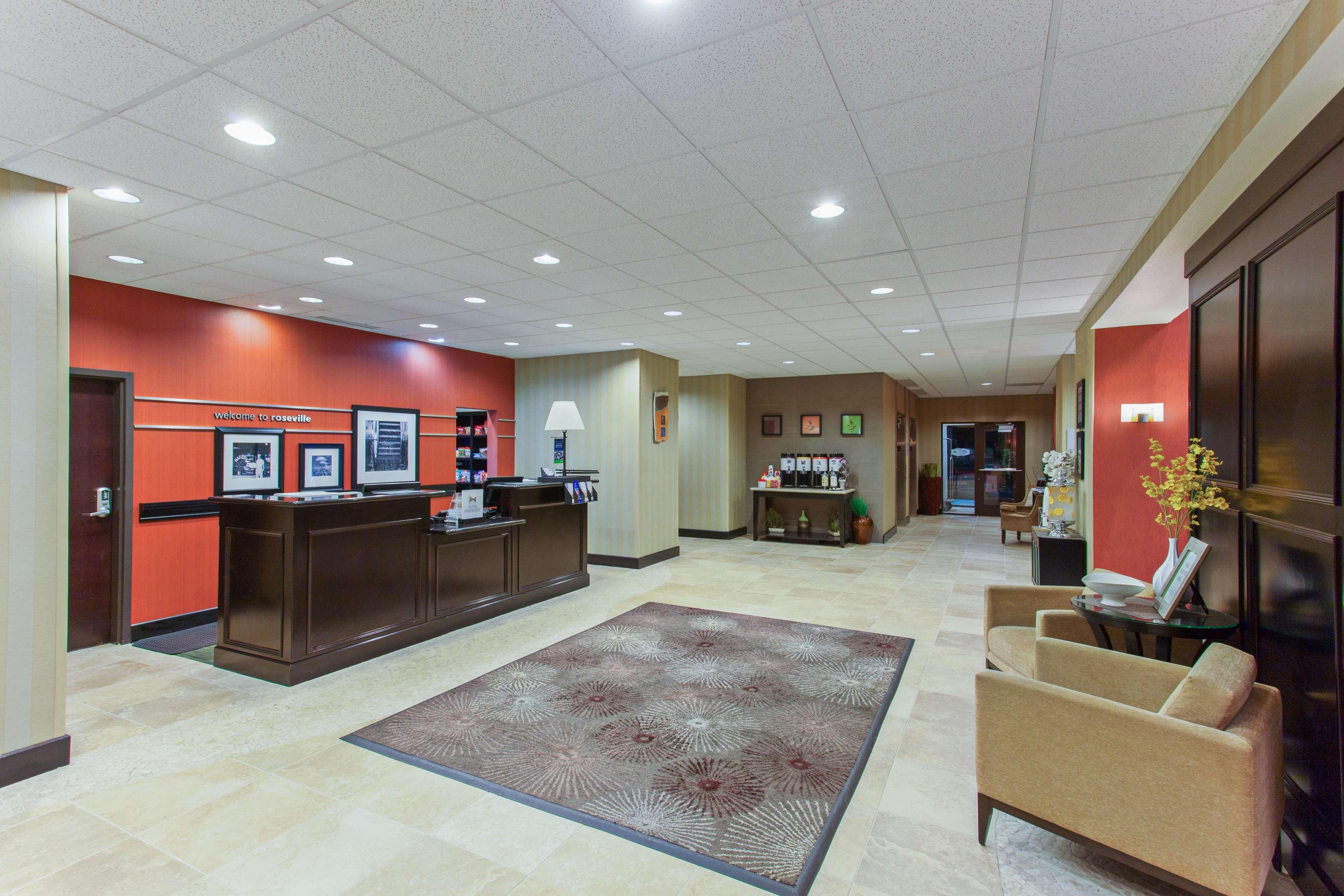 Hampton Inn & Suites Роузвілл Екстер'єр фото