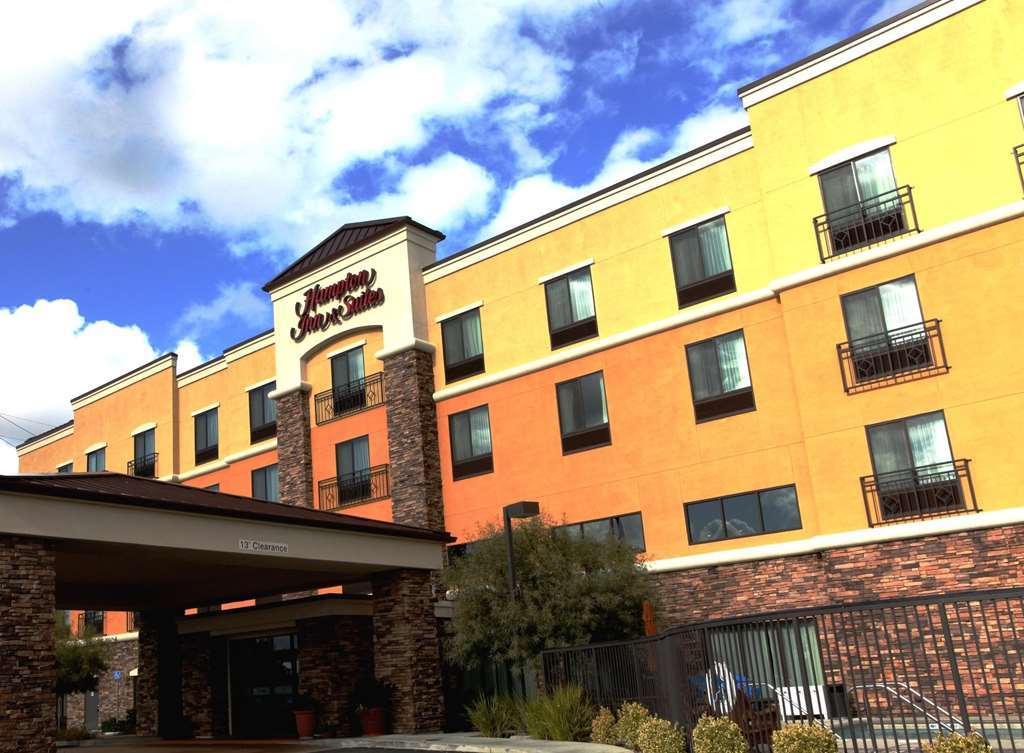 Hampton Inn & Suites Роузвілл Екстер'єр фото