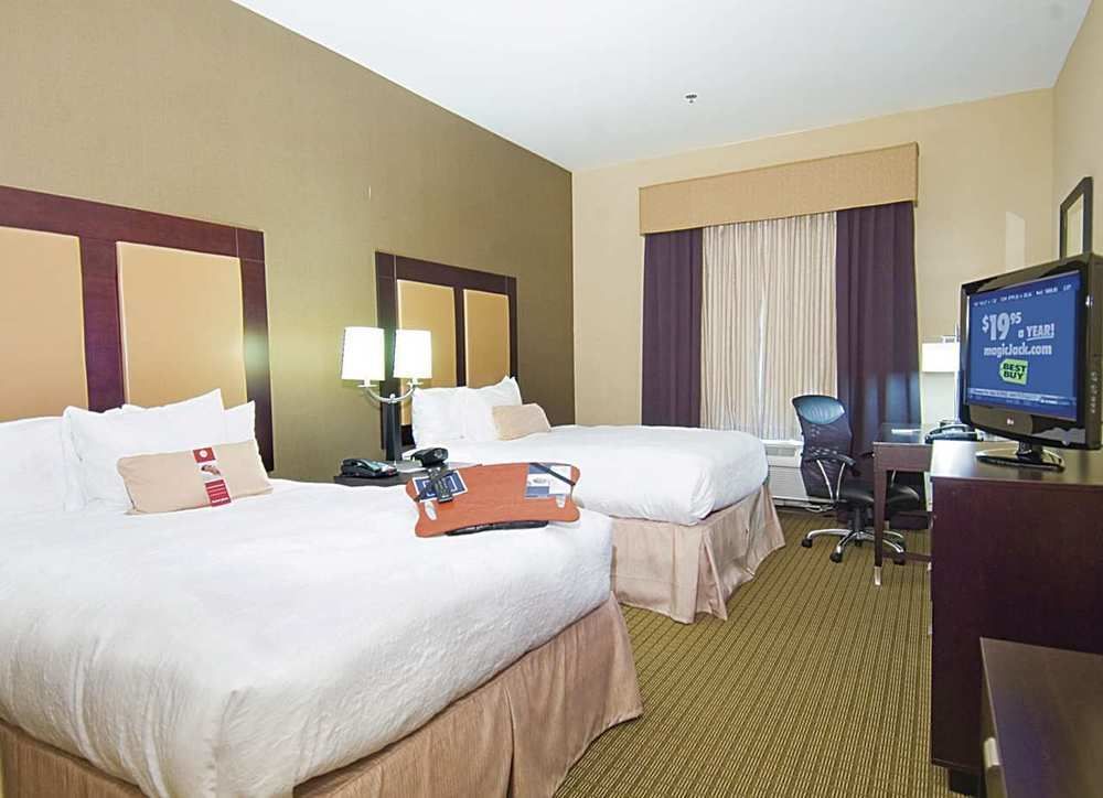 Hampton Inn & Suites Роузвілл Екстер'єр фото
